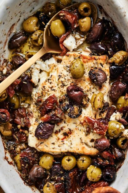 Feta al Horno con Aceitunas y Tomates Secados al Sol