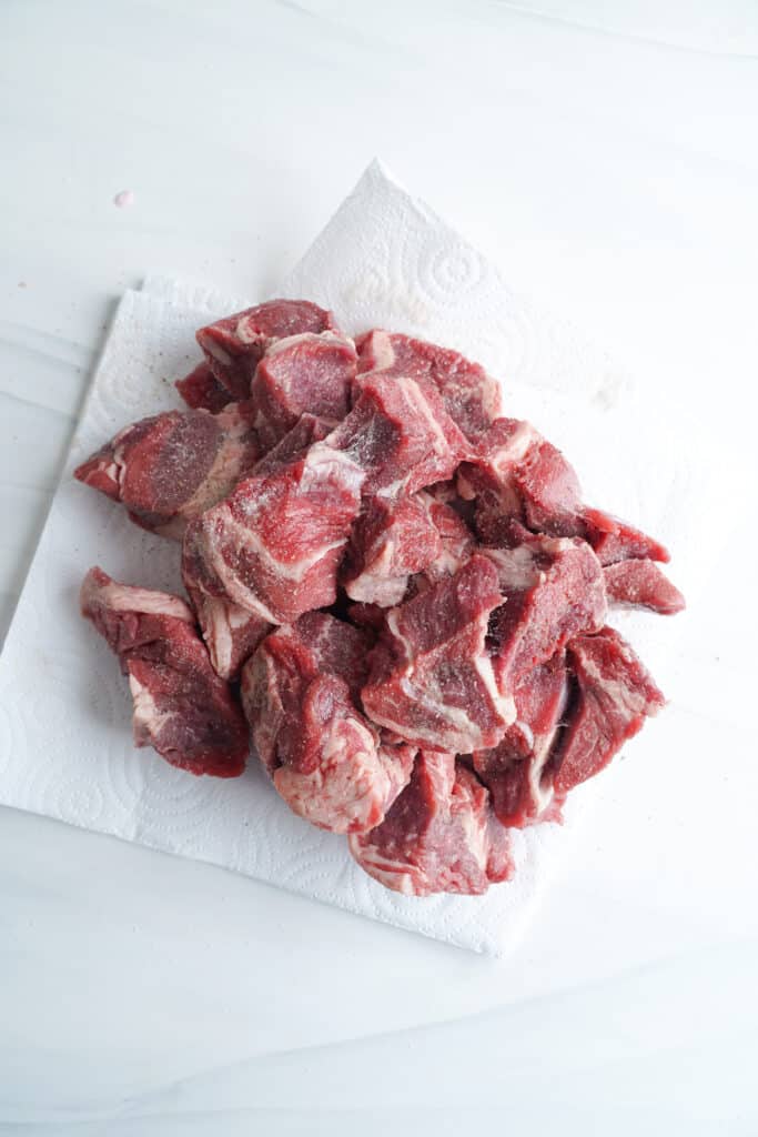 Cubos de Carne para Receta de Estofado de Carne | saborinspirado.com