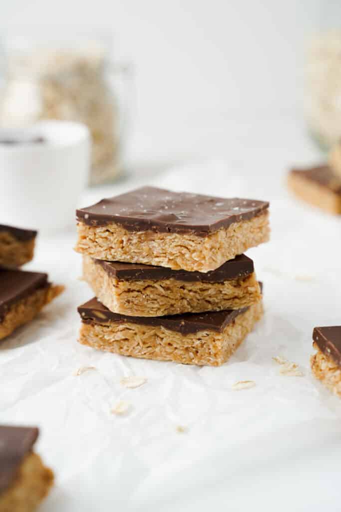 Barras saludables de chocolate y mantequilla de cacahuete | saborinspirado.com