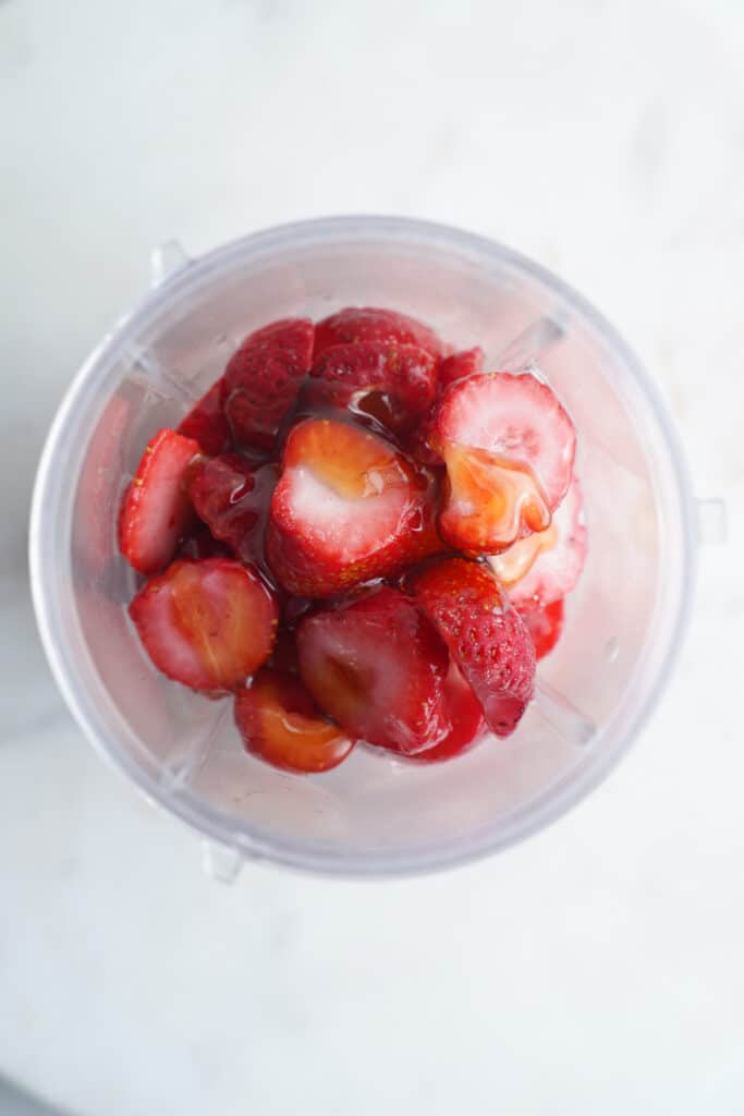 Las mejores margaritas refrescantes de fresa | saborinspirado.com