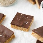 Barras de Avena Saludables con Chocolate y Mantequilla de Cacahuete