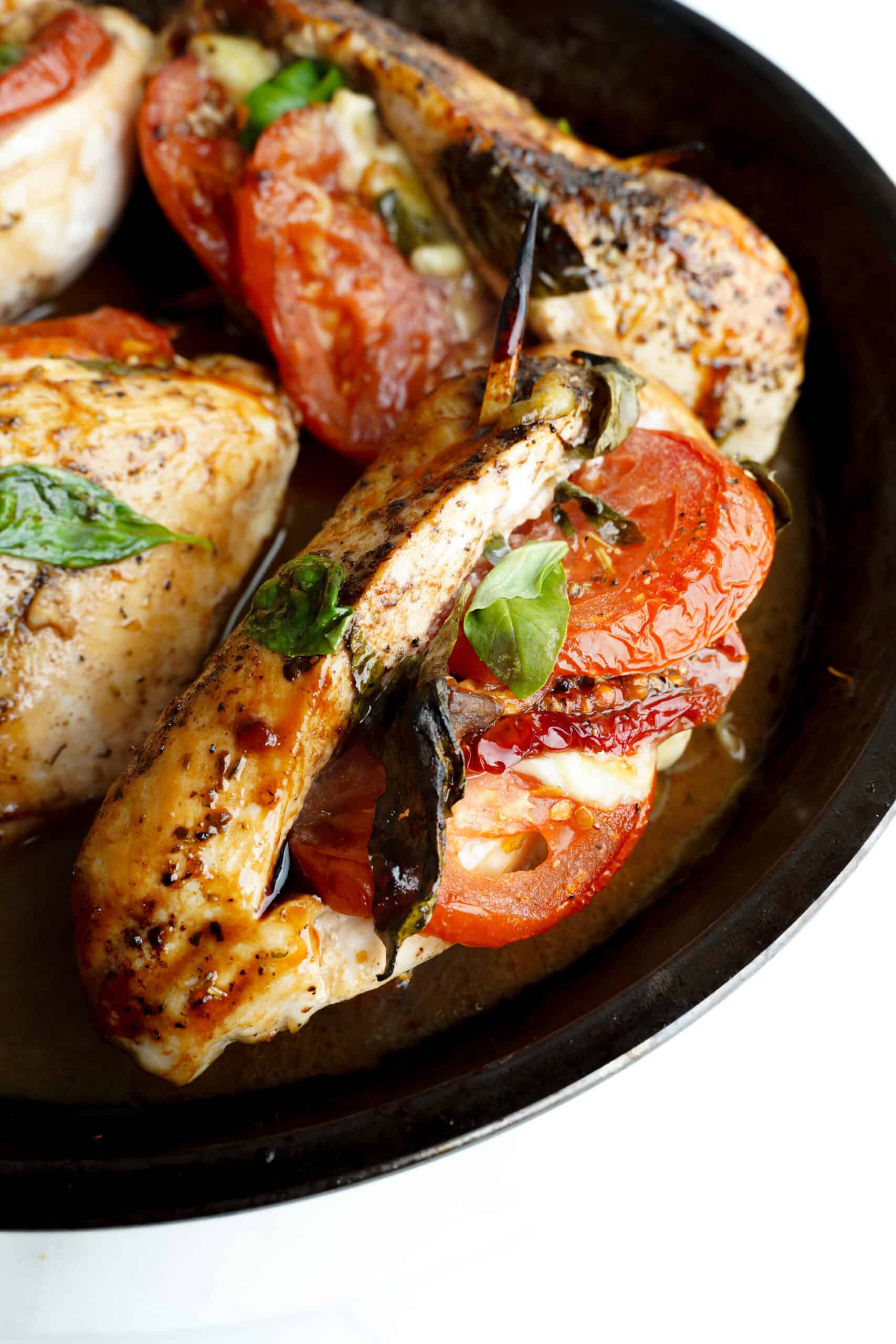 Receta de Pollo Caprese Relleno Balsámico | saborinspirado.com